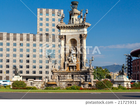 Barcelona. Plaza of Spain. 21725931
