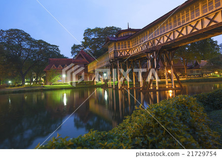 Twilight Sanamchan Palace Nakhon Pathom Thailand Twilight Sanamchan Palace Nakhon Pathom Thailand 21729754