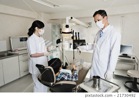 Dentist / hygiene Dentist / hygiene 21730492