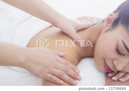 接受美學的女性 接受美學的女性 21730689
