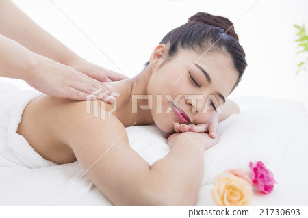 接受美學的女性 接受美學的女性 21730693