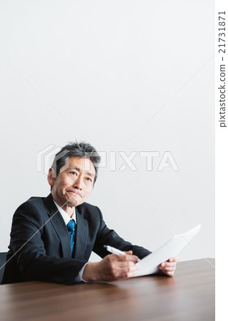男性接受采訪 21731871