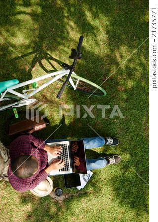 Outsourcing work Outsourcing work 21735771