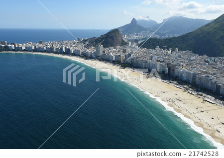 Copacabana's coastline 21742528