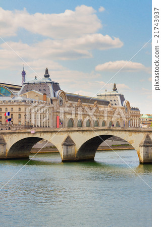 Orsay museum and river Siene, France Orsay museum and river Siene, France 21743937