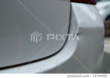 Bruised car wounds Bruised car wounds 21744995