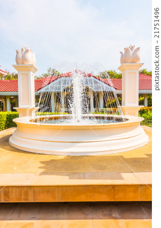 Fountain water in the garden 21751496