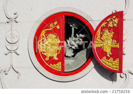 Chinese window at Leng Noei Yi 2 temple Chinese window at Leng Noei Yi 2 temple 21758258