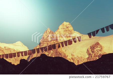 Kanchenjunga region Kanchenjunga region 21759767