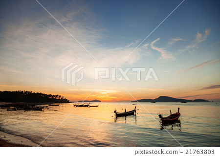 Sunrise on Phuket island, Thailand. 21763803