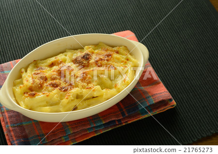 Macaroni Gratin 21765273