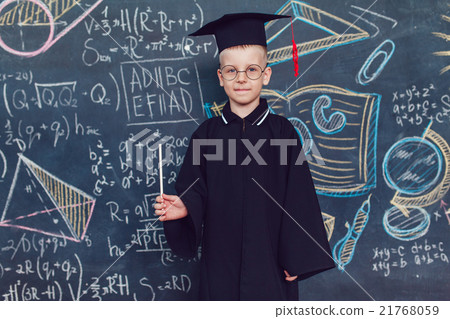 Child scientist 21768059