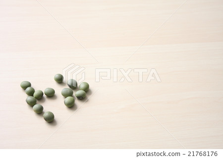 Green beans 21768176