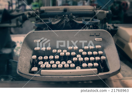 Typewriter 21768963