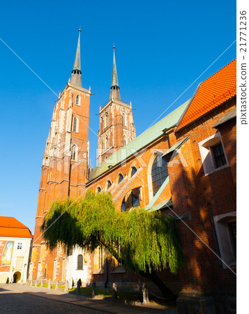 Cathedral of St. John the Baptist in Wroclaw Cathedral of St. John the Baptist in Wroclaw 21771236
