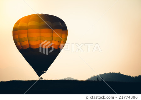 Colorful hot air balloon is flying Colorful hot air balloon is flying 21774396