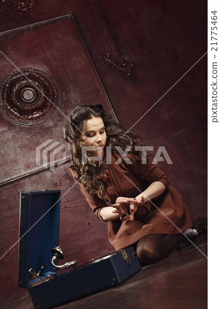 Young girl listening the music 21775464