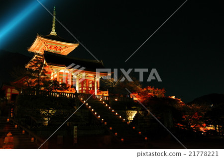 Night view of Kiyomizudera Night view of Kiyomizudera 21778221