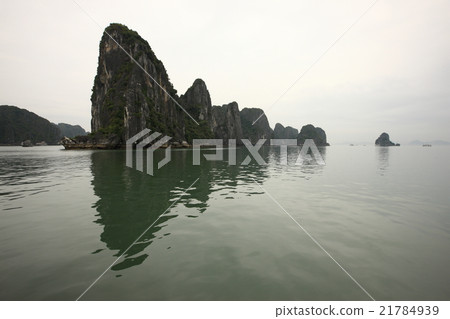 Halong Bay  21784939
