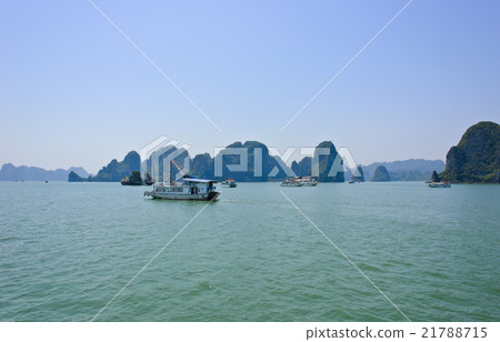 Halong bay, Vietnam 21788715