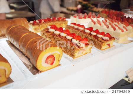 Strawberry cake buffet Strawberry cake buffet 21794259
