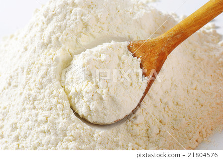 Pile of wheat flour 21804576
