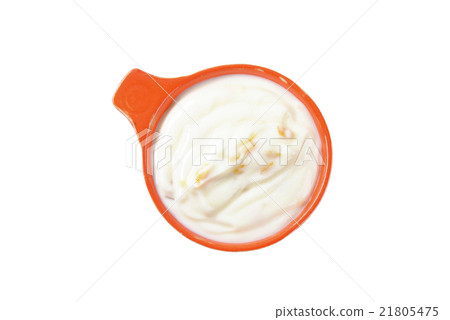 Yogurt with fruit 21805475