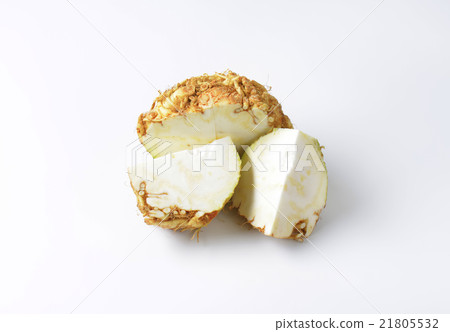 Fresh celeriac 21805532