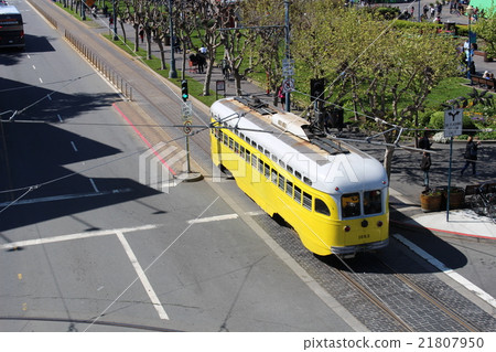 老電車Fischerman的碼頭在舊金山美國 老電車Fischerman的碼頭在舊金山美國 21807950