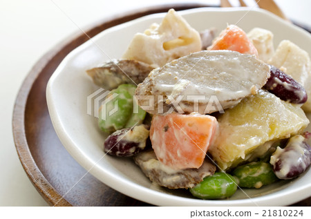 Root vegetable salad Root vegetable salad 21810224