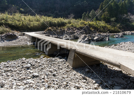 Sediment bridge in Kimiyagashima-cho, Kochi prefecture 21810679