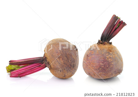 Beetroots isolated on white background Beetroots isolated on white background 21812823