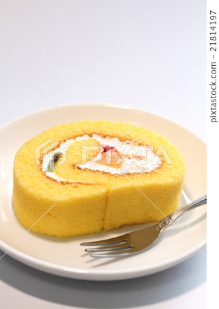 fruit roll cake 21814197