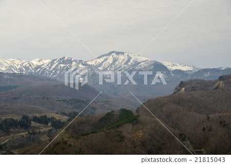 附近有春天的採石場 21815043