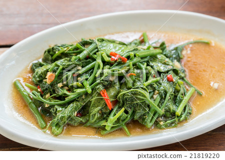 Stir Fried sponach 21819220