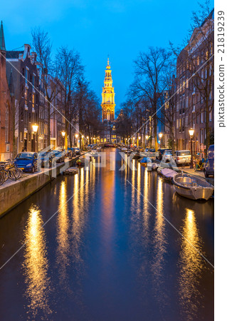South Church Zuiderkerk Amsterdam at dusk South Church Zuiderkerk Amsterdam at dusk 21819239
