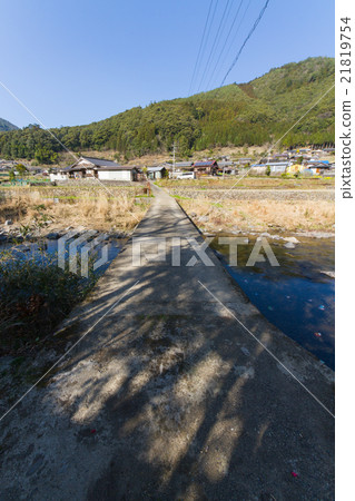 Sawatari Sediment Bridge Shimanto Town, Kochi Prefecture 21819754