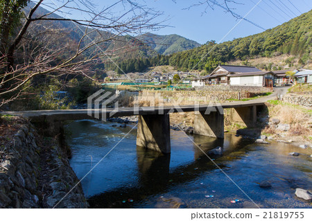 高知縣四萬十市Sawatari沉積橋 高知縣四萬十市Sawatari沉積橋 21819755