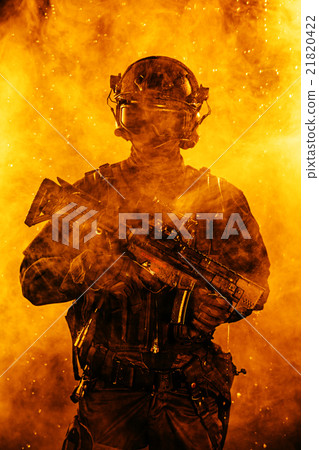 Police officer SWAT  21820422