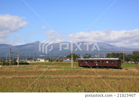 Akagi-yama和Deka 101 Akagi-yama和Deka 101 21823407