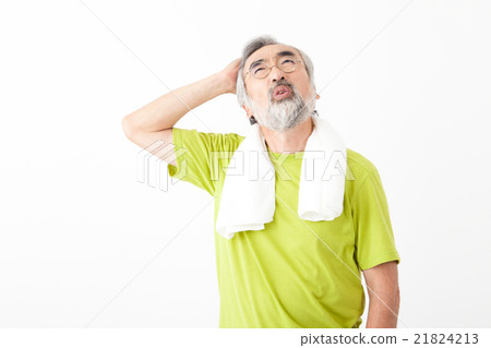 Senior men who suffer from health problems 21824213