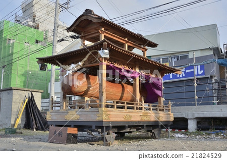 New Shinto body of the Destroy Festival New Shinto body of the Destroy Festival 21824529