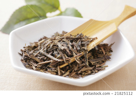 Hojicha tea leaves Hojicha tea leaves 21825112