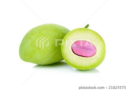 Green marian plum or maprang isolated on white 21825573