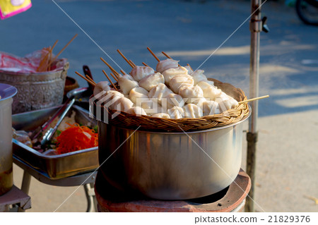 steamed meatballs cooked by steaming. steamed meatballs cooked by steaming. 21829376
