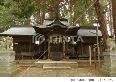 Shinshu岡山神社東鶴Sh町八幡宮(澀谷八幡宮)Hakusen Ogami神社有一個美妙的雕塑和一個主神社 Shinshu岡山神社東鶴Sh町八幡宮(澀谷八幡宮)Hakusen Ogami神社有一個美妙的雕塑和一個主神社 21830869