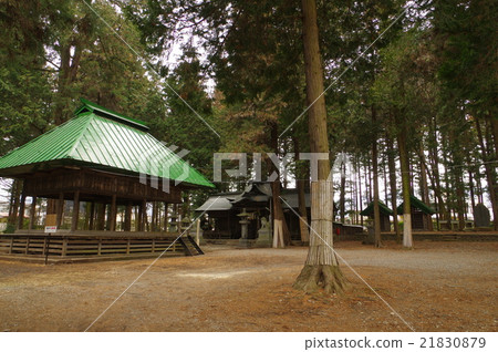 Shinshu神社Shrine神社Shosetsu Hachimangu神社壯觀的景觀神樂禮服和禮堂崇拜神社Ogami風格的神社,有一個美妙的大廳和大廳雕塑 Shinshu神社Shrine神社Shosetsu Hachimangu神社壯觀的景觀神樂禮服和禮堂崇拜神社Ogami風格的神社,有一個美妙的大廳和大廳雕塑 21830879