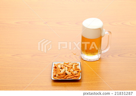 柿子胡椒和生啤酒 21831287