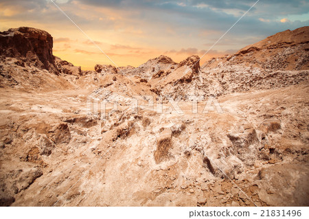 Valle de la Luna (Moon Valley) Valle de la Luna (Moon Valley) 21831496