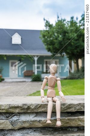 Drawing doll Drawing doll 21837460